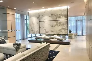 45 SW 9th St, Miami, FL 33130 - Photo 32