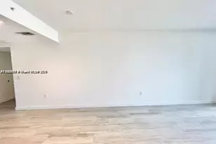 45 SW 9th St, Miami, FL 33130 - Photo 8