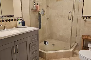 3140 S Ocean Dr, Hallandale Beach, FL 33009 - Photo 16