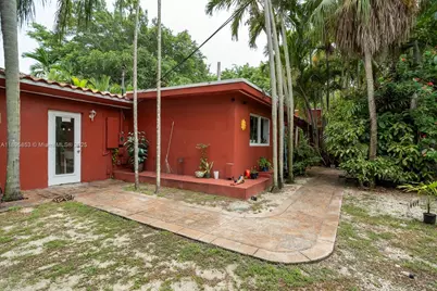 14000 N Miami Ave, Miami, FL 33168 - Photo 16