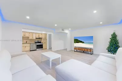 4801 University Dr, Coral Gables, FL 33146 - Photo 10