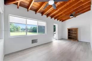 4801 University Dr, Coral Gables, FL 33146 - Photo 32