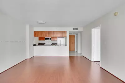 1200 Brickell Bay Dr #2821, Miami, FL 33131 - Photo 1