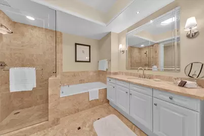 1435 Brickell Ave #3112, Miami, FL 33131 - Photo 20