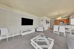 1435 Brickell Ave, Miami, FL 33131 - Photo 8