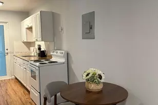 75 Washington Ave, Miami Beach, FL 33139 - Photo 4