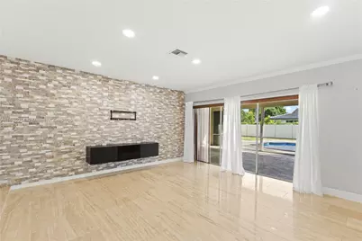 6150 SW 7th St, Plantation, FL 33317 - Photo 10