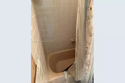 2345 NW 28th St #1-2, Oakland Park, FL 33311 - Photo 32