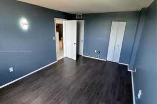 1251 NE 108th St, Miami, FL 33161 - Photo 10