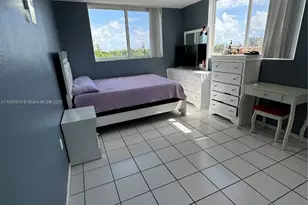 1251 NE 108th St, Miami, FL 33161 - Photo 6