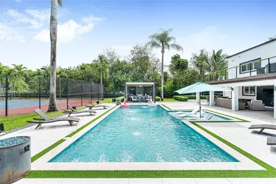 11531 SW 93rd St, Miami, FL 33176 - Photo 2