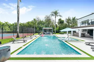 11531 SW 93rd St, Miami, FL 33176 - Photo 2