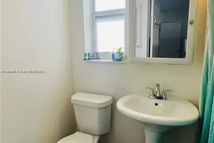 911 N 14th Ave, Hollywood, FL 33020 - Photo 14