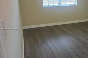 230 SW 117th Terrace, Pembroke Pines, FL 33025 - Photo 18