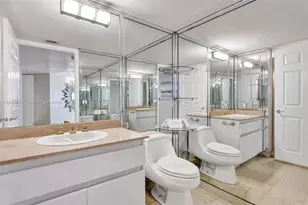 16711 Collins Ave, Sunny Isles Beach, FL 33160 - Photo 26