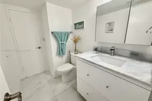 3180 S Ocean Dr, Hallandale Beach, FL 33009 - Photo 24