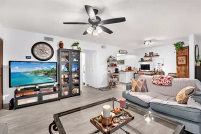 2324 Van Buren St #204, Hollywood, FL 33020 - Photo 2