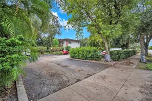 2324 Van Buren St, Hollywood, FL 33020 - Photo 26