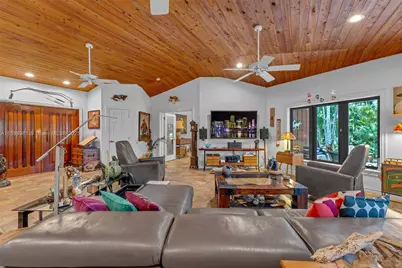 22800 SW 157th Ave, Miami, FL 33170 - Photo 12