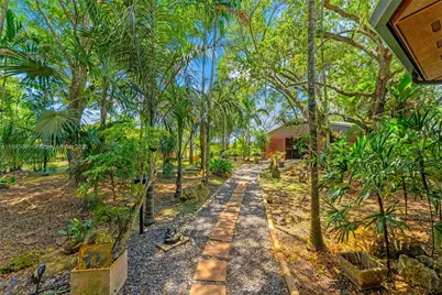 22800 SW 157th Ave, Miami, FL 33170 - Photo 6