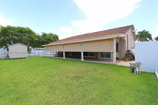 17870 SW 155th Ct, Miami, FL 33187 - Photo 10