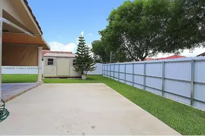 17870 SW 155th Court, Miami, FL 33187 - Photo 6