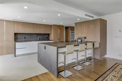 5500 Collins Ave #1104, Miami Beach, FL 33140 - Photo 6