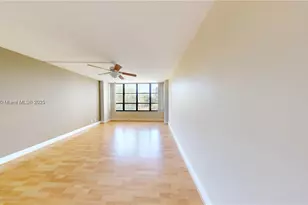 600 Three Islands Boulevard, Hallandale Beach, FL 33009 - Photo 4