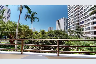 600 Three Islands Blvd #219, Hallandale Beach, FL 33009 - Photo 10