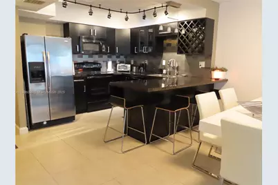 5701 Collins Ave #419, Miami Beach, FL 33140 - Photo 8