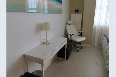 5701 Collins Ave #419, Miami Beach, FL 33140 - Photo 18