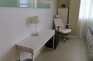 5701 Collins Ave, Miami Beach, FL 33140 - Photo 18