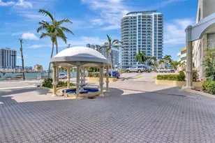 7601 E Treasure Dr, North Bay Village, FL 33141 - Photo 34