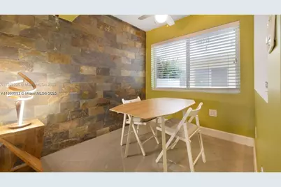 626 Meridian Ave #5, Miami Beach, FL 33139 - Photo 6