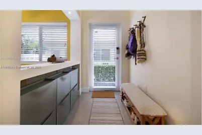 626 Meridian Ave #5, Miami Beach, FL 33139 - Photo 8