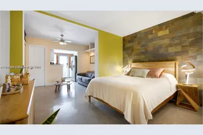 626 Meridian Ave #5, Miami Beach, FL 33139 - Photo 2