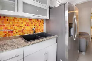 626 Meridian Ave, Miami Beach, FL 33139 - Photo 4