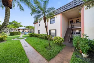 861 NE 207th Ln, Miami, FL 33179 - Photo 1