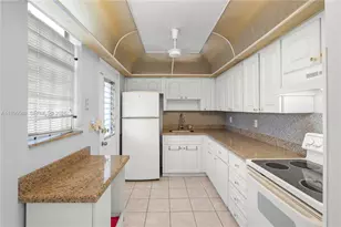 3020 Marcos Dr, Aventura, FL 33160 - Photo 16