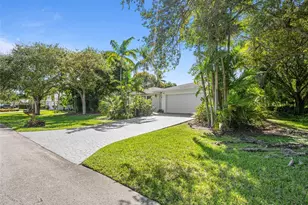 8520 SW 179th St, Palmetto Bay, FL 33157 - Photo 34