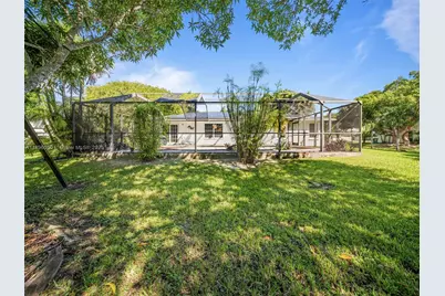 8520 SW 179th St, Palmetto Bay, FL 33157 - Photo 40