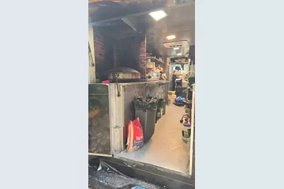 Mediterranean Food Truck For Sale in Miami, Miami, FL 33130 - Photo 8