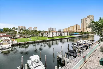 3131 NE 188th St #2-1005, Aventura, FL 33180 - Photo 40