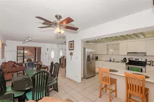 3920 W 3rd Ave, Hialeah, FL 33012 - Photo 14