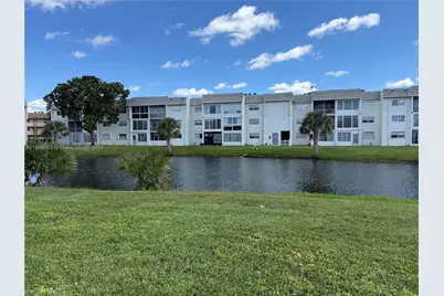 8450 Sunrise Lakes Blvd #111, Sunrise, FL 33322 - Photo 2