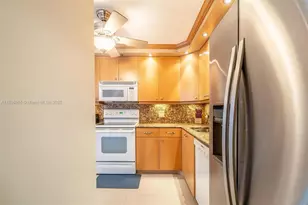 2101 S Ocean Dr, Hollywood, FL 33019 - Photo 4