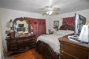 811 NW 196th Terrace, Miami Gardens, FL 33169 - Photo 18