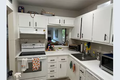 [Address not provided], Kendall, FL 33143 - Photo 6