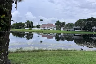 553 NW 208th Terrace, Pembroke Pines, FL 33029 - Photo 14