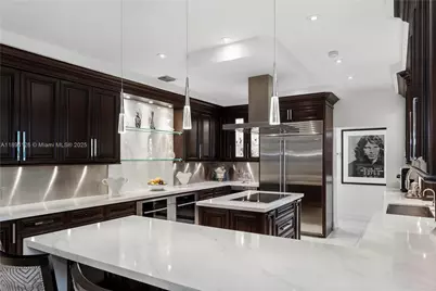 5801 Pine Tree Dr, Miami Beach, FL 33140 - Photo 30